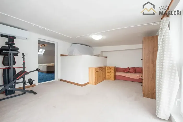 Prodej rodinného domu, Vlkanov, 280 m2