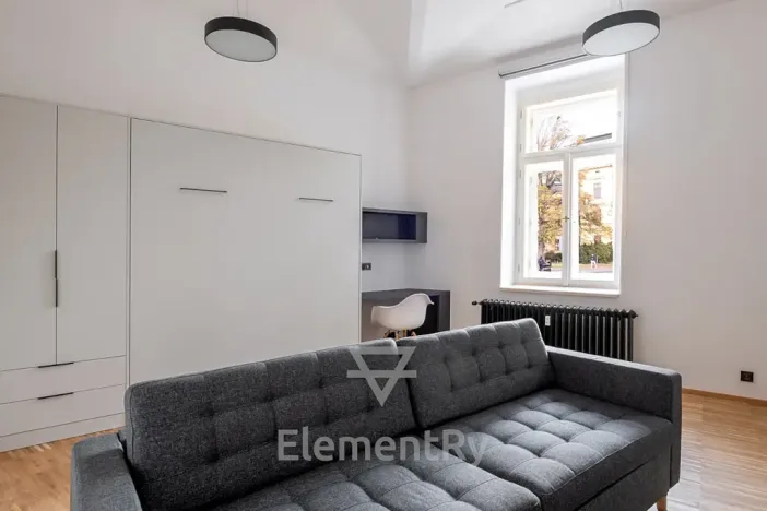 Pronájem bytu 1+1, Hradec Králové, Hradební, 40 m2