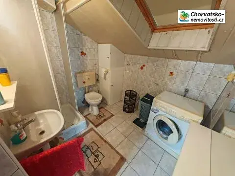 Prodej bytu 3+1, Dramalj, Chorvatsko, 62 m2