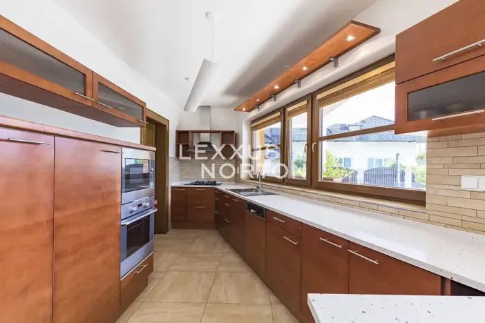 Pronájem rodinného domu, Praha - Břevnov, Rozdělovská, 360 m2