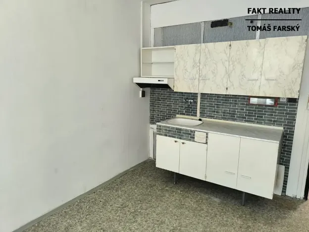 Pronájem bytu 1+kk, Děčín, Želenická, 25 m2