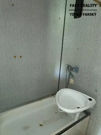 Pronájem bytu 1+kk, Děčín, Želenická, 25 m2