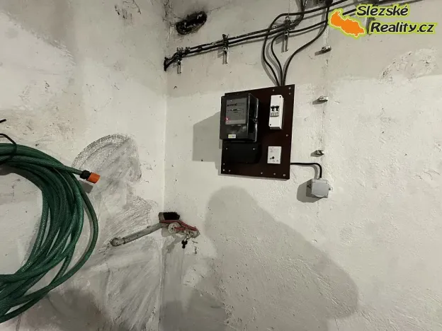 Pronájem garáže, Frýdek-Místek, Lesní, 22 m2