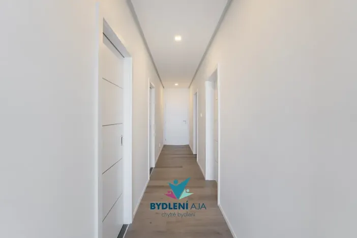 Prodej rodinného domu, Dubí, V Aleji, 206 m2