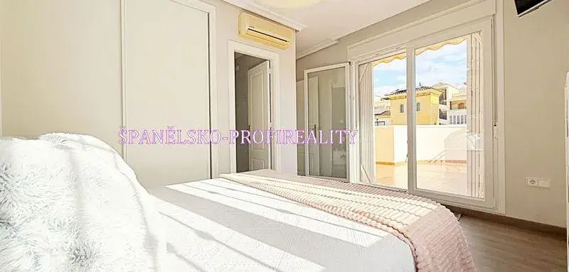 Prodej rodinného domu, Alicante, Španělsko, 105 m2