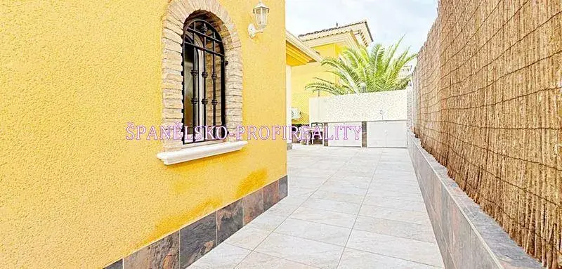 Prodej rodinného domu, Alicante, Španělsko, 105 m2