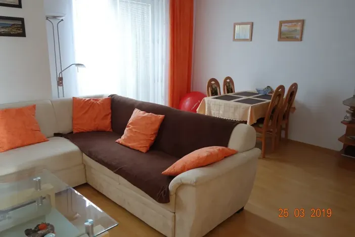 Pronájem bytu 2+kk, Strančice, K Pískovně, 52 m2