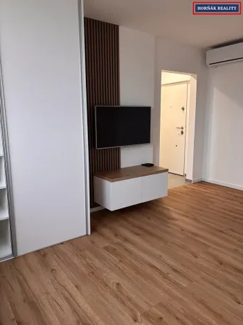 Pronájem bytu 1+1, Veselí nad Moravou, Hutník, 33 m2