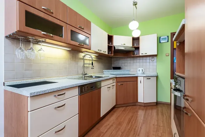 Prodej bytu 3+1, Praha, Na vrších, 76 m2