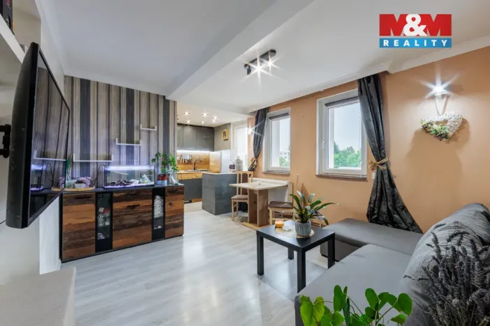 Prodej bytu 3+kk, Karlovy Vary - Rybáře, Borová, 43 m2