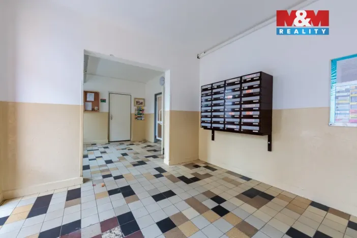 Prodej bytu 3+1, Nová Role, Chodovská, 58 m2