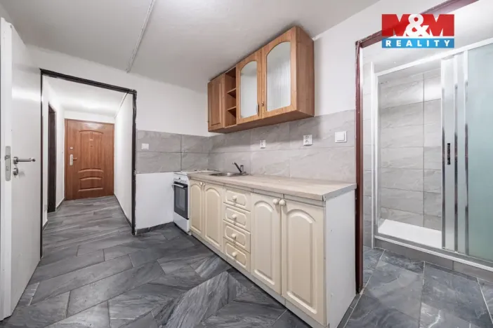 Prodej rodinného domu, Tři Dvory, 250 m2