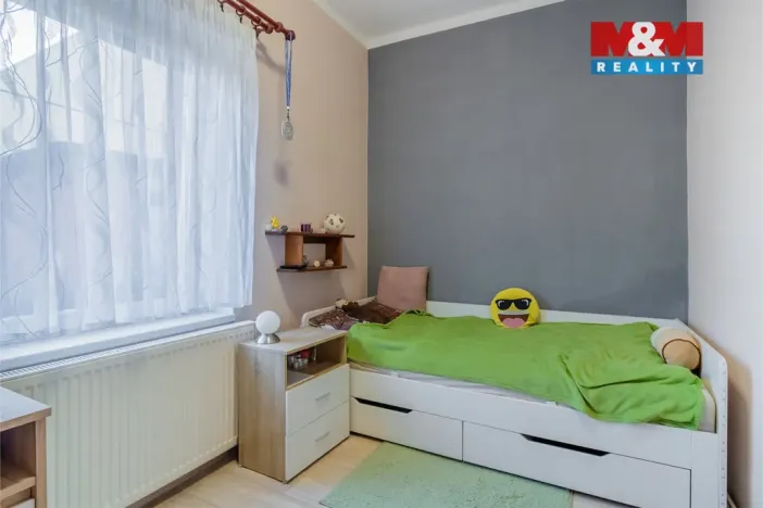 Prodej činžovního domu, Mimoň, nám. 1. máje, 120 m2