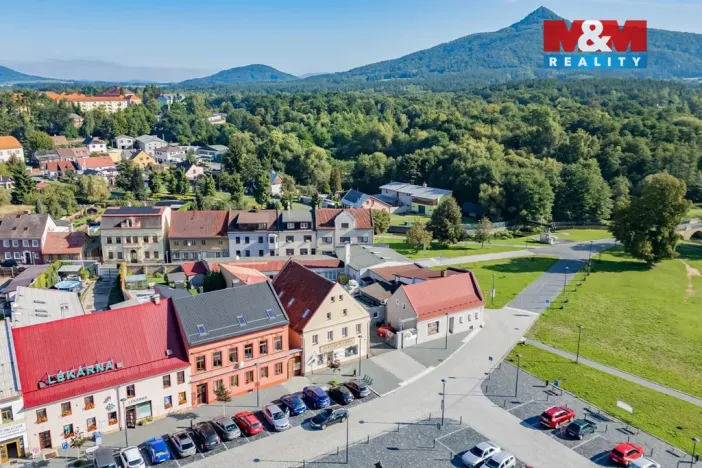 Prodej činžovního domu, Mimoň, nám. 1. máje, 120 m2