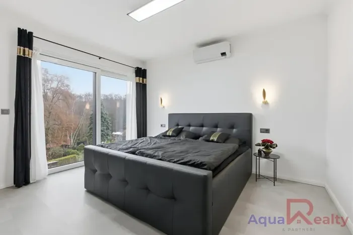 Prodej rodinného domu, Karlovy Vary, 180 m2