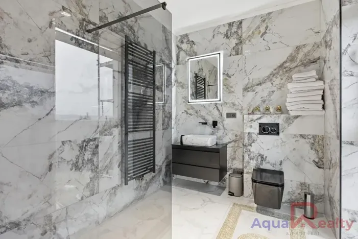 Prodej rodinného domu, Karlovy Vary, 180 m2