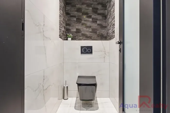 Prodej rodinného domu, Karlovy Vary, 180 m2