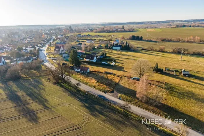 Prodej pozemku pro bydlení, Tučapy, 675 m2