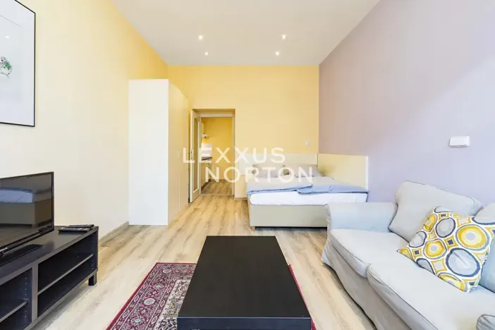 Pronájem bytu 1+1, Praha - Vinohrady, Máchova, 40 m2