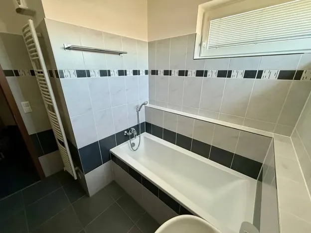 Pronájem bytu 2+kk, Praha - Horní Měcholupy, Hornoměcholupská, 60 m2