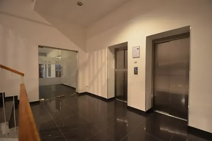 Pronájem kanceláře, Praha - Žižkov, Malešická, 37 m2