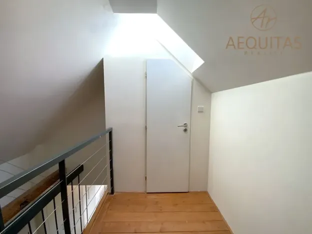 Pronájem bytu 4+kk, Liberec, Stroupežnického, 111 m2