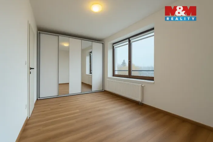 Pronájem bytu 2+kk, Praha, U jízdárny, 50 m2