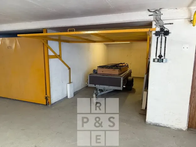 Prodej garáže, Praha - Chodov, Holušická, 19 m2