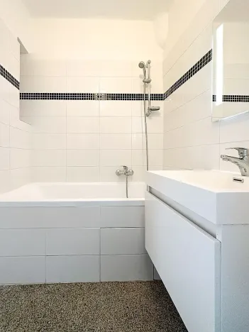 Pronájem bytu 3+1, Praha - Košíře, Vrchlického, 73 m2