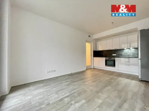 Pronájem bytu 3+kk, Praha - Košíře, Hlaváčkova, 58 m2