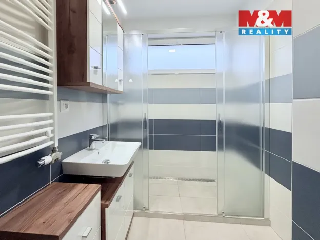 Pronájem bytu 2+kk, Pardubice - Zelené Předměstí, Pod Vinicí, 63 m2