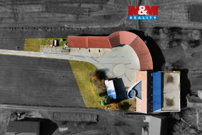 Prodej výrobních prostor, Žďár, 1089 m2