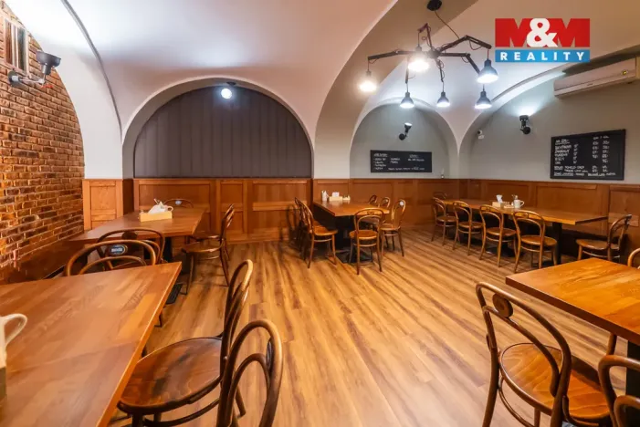 Pronájem restaurace, Olomouc, Riegrova, 500 m2