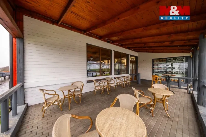 Pronájem restaurace, Olomouc - Nemilany, 600 m2