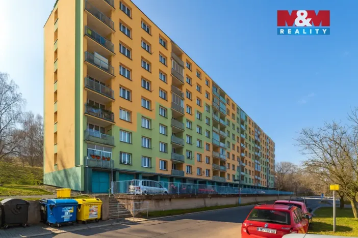 Prodej bytu 1+1, Tachov, Bělojarská, 35 m2