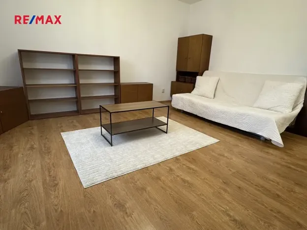 Pronájem bytu 1+1, Kladno, Anglická, 36 m2