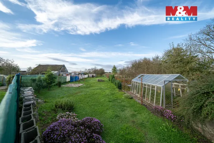 Prodej pozemku pro bydlení, Lobodice, 1643 m2