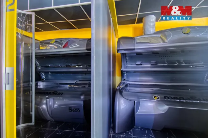 Pronájem obchodního prostoru, Orlová - Lutyně, Masarykova třída, 222 m2