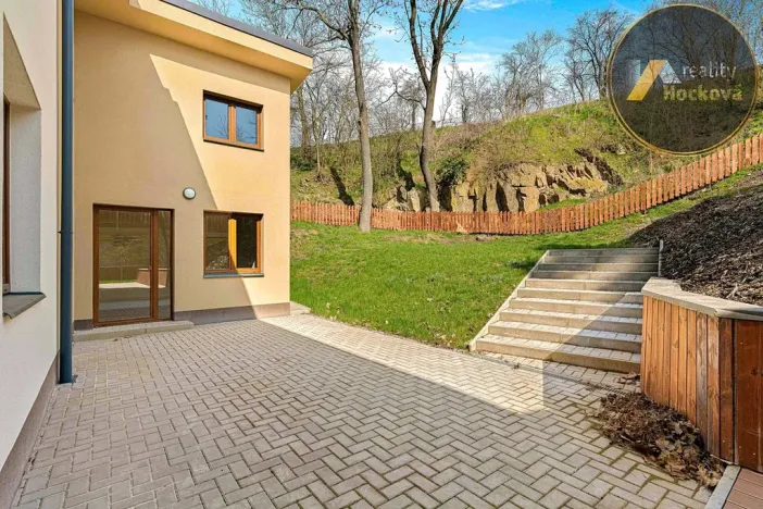 Pronájem bytu 4+kk, Jesenice, Do Potočin, 127 m2