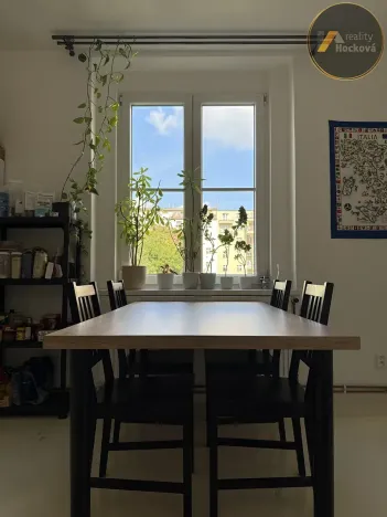 Pronájem bytu 2+kk, Praha - Vinohrady, Šrobárova, 49 m2