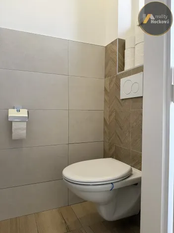 Pronájem bytu 2+kk, Praha - Vinohrady, Šrobárova, 49 m2