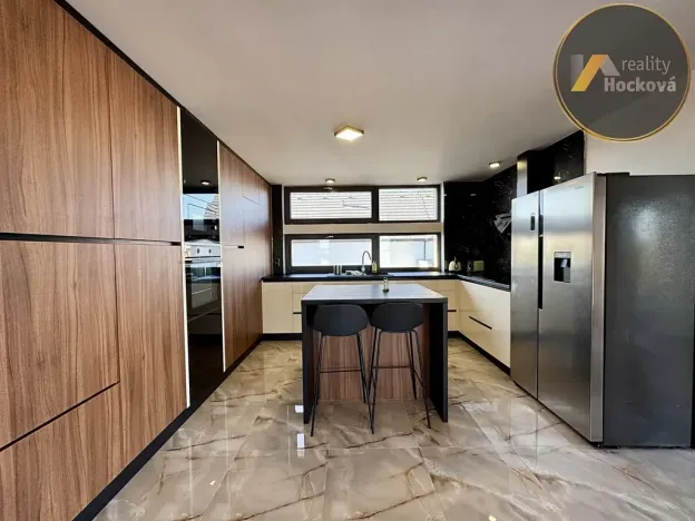 Pronájem bytu 4+kk, Vysoký Újezd, Rochlova, 119 m2