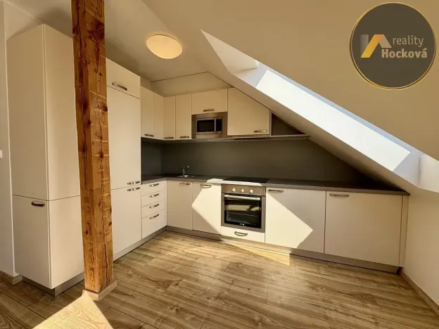 Prodej bytu 3+kk, Praha - Libeň, Zenklova, 86 m2