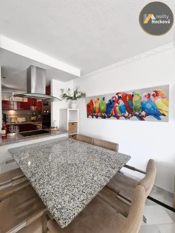 Prodej bytu 4+kk, Mijas, Španělsko, Calle Málaga de Calahonda, 98 m2