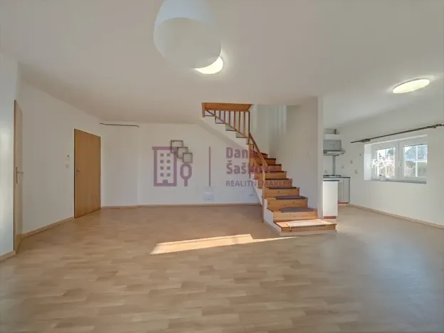 Prodej rodinného domu, Horní Skrýchov, 175 m2