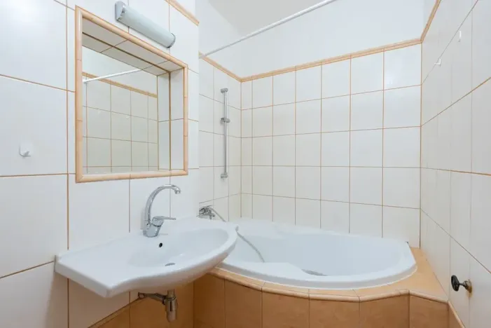 Pronájem bytu 3+1, Praha - Karlín, Sokolovská, 104 m2