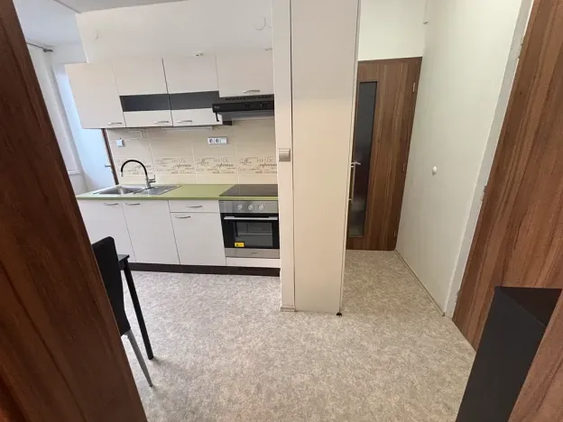 Pronájem bytu 1+1, Otrokovice, Polní, 32 m2