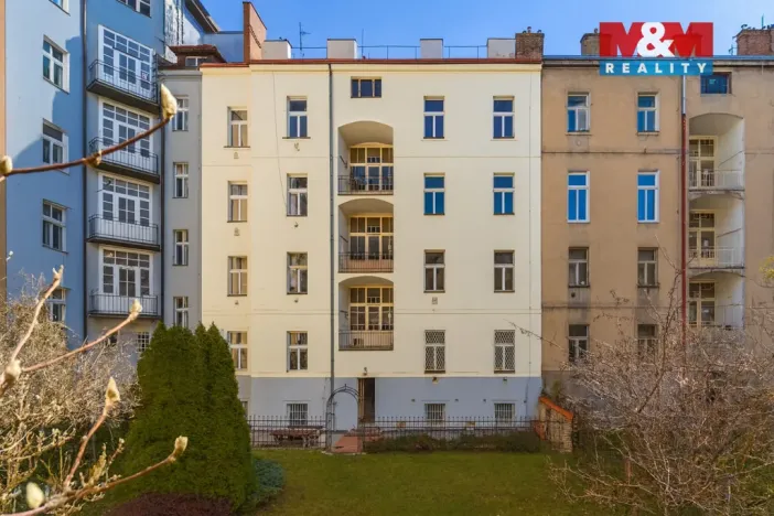 Prodej bytu 2+kk, Praha - Dejvice, Kafkova, 56 m2