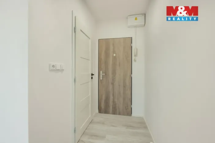 Prodej bytu 2+kk, Chřibská, 36 m2