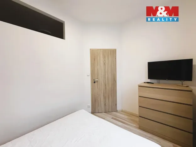 Pronájem bytu 2+kk, Jablonec nad Nisou, Máchova, 50 m2